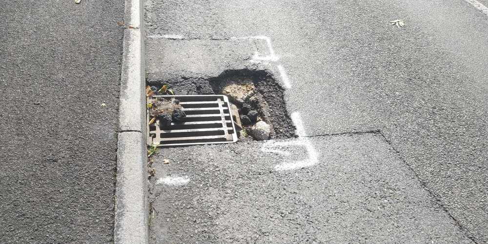Pothole, Braishfield Road, Romsey