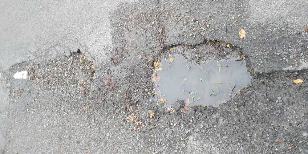Pothole, Winchester, Oct. 2023